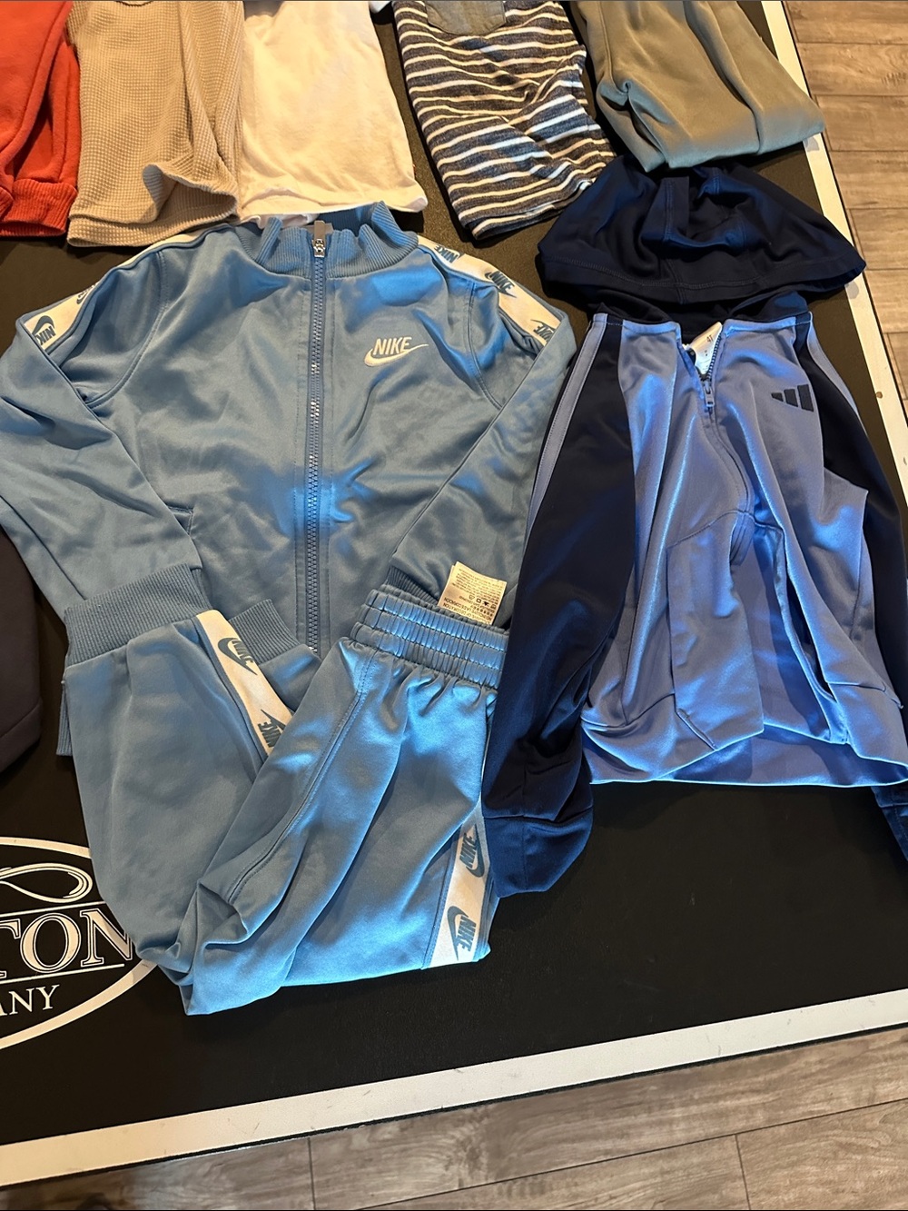 GUC boys 4T 19 piece clothing bundle - Picture 4 of 7